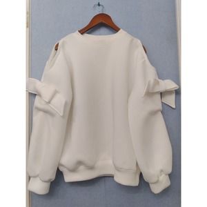 Cold‎ Shoulder Sweatshirt Bow Accent Long Sleeve Pullover Top White